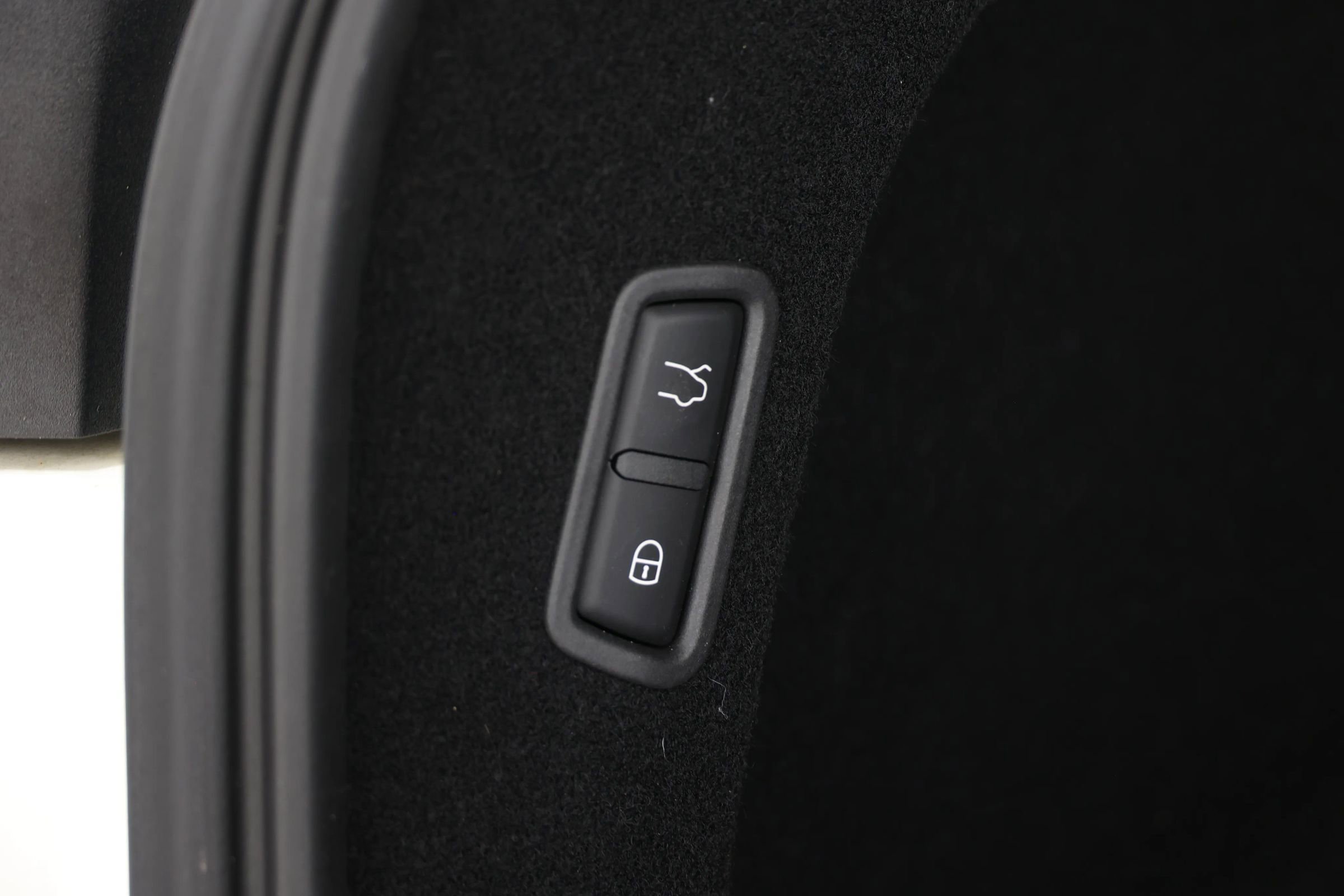 Used 2022 Maserati Levante Modena image 64