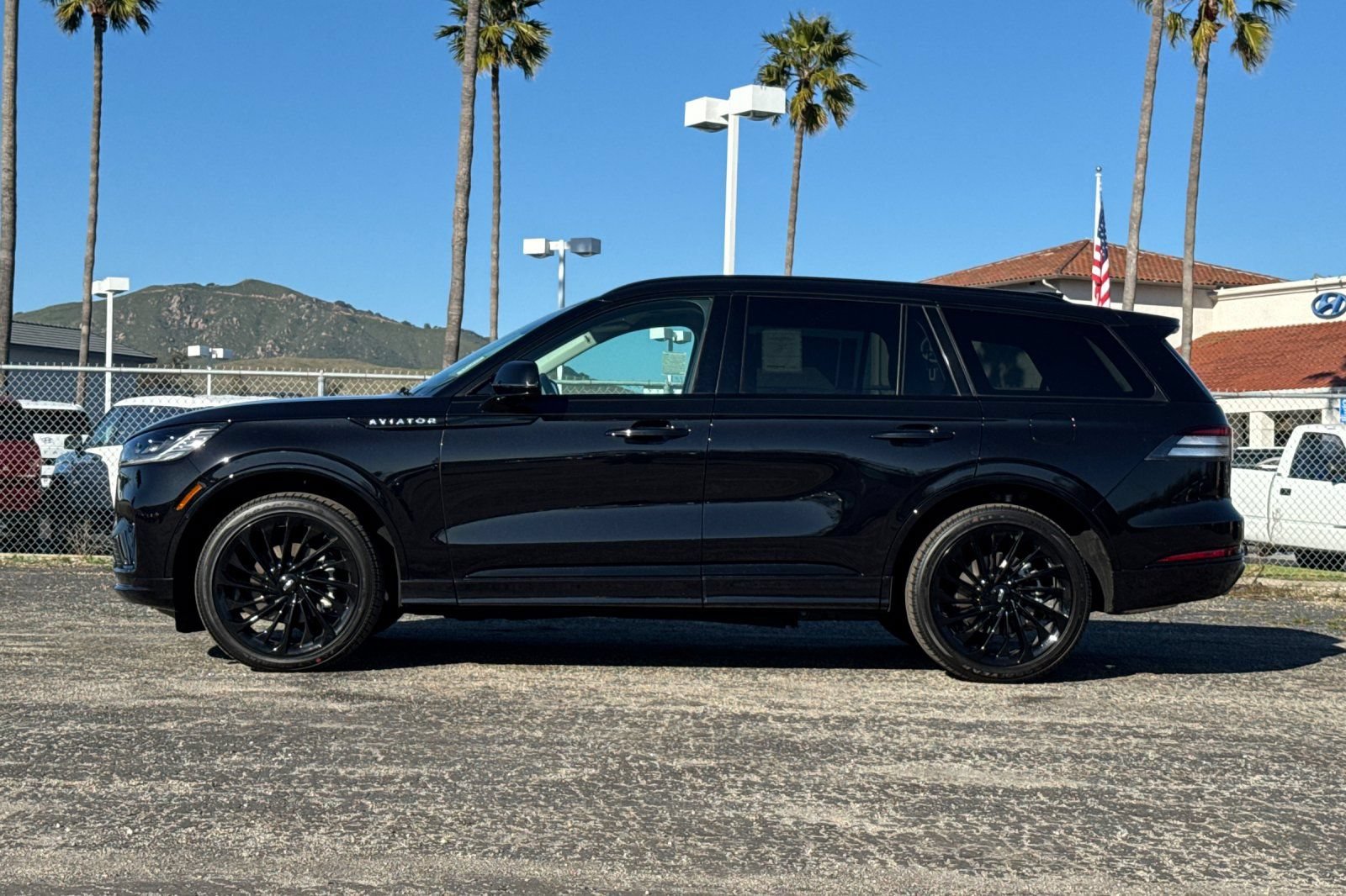 New 2026 Lincoln Aviator Reserve AWD/4WD image 6