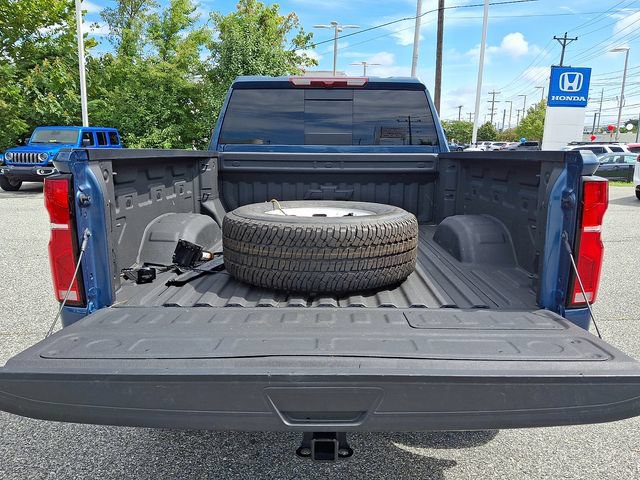 Used 2025 Chevrolet Silverado 2500 LT w/ Trail Boss Package AWD/4WD image 30