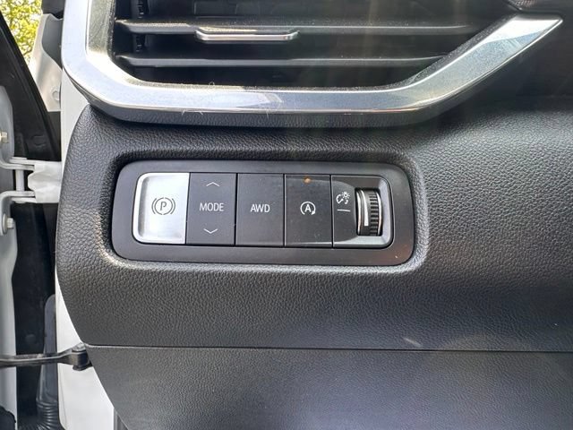 Used 2025 GMC Acadia Elevation AWD/4WD image 24