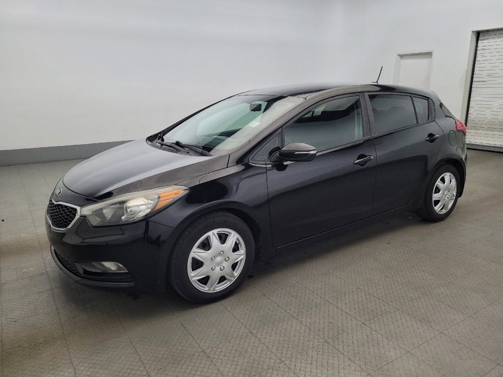 Used 2016 Kia Forte LX image 2