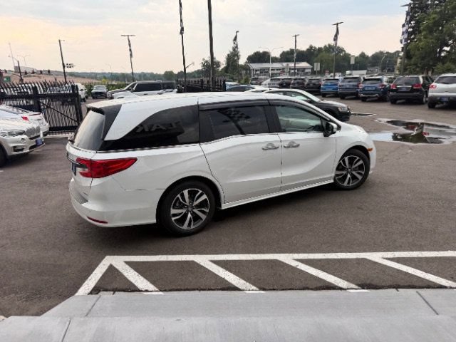 Used 2023 Honda Odyssey Touring image 13