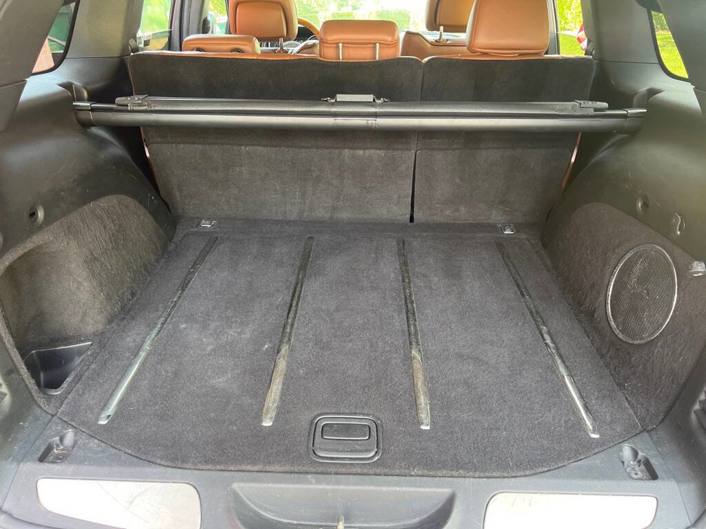 Used 2012 Jeep Grand Cherokee Overland w/ Trailer Tow Group IV image 13