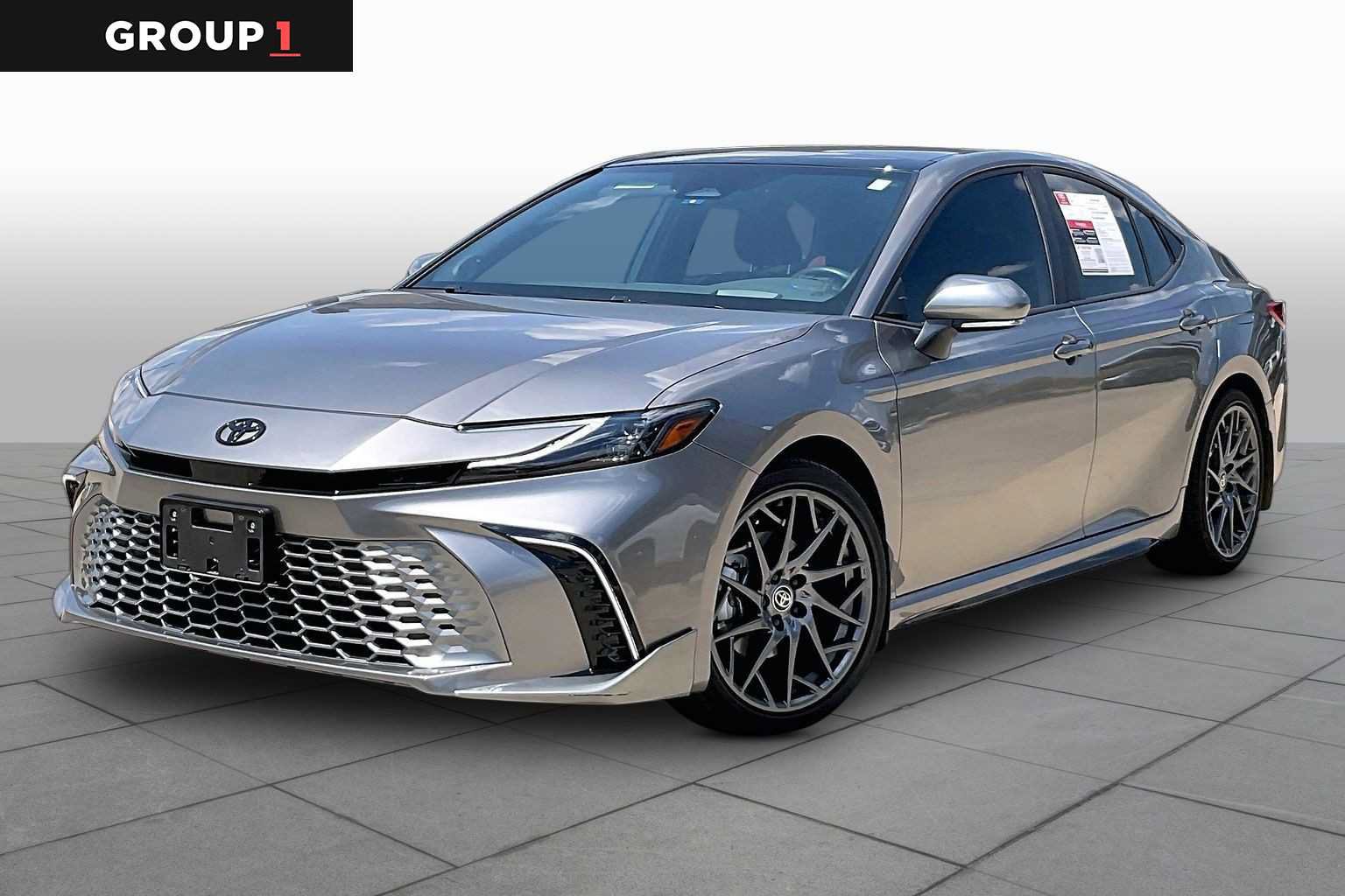 Used 2025 Toyota Camry XSE w/ Premium Package FWD video 1