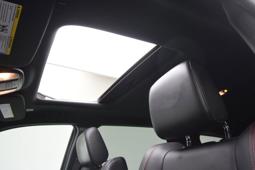 Certified 2023 Dodge Durango R/T image 18