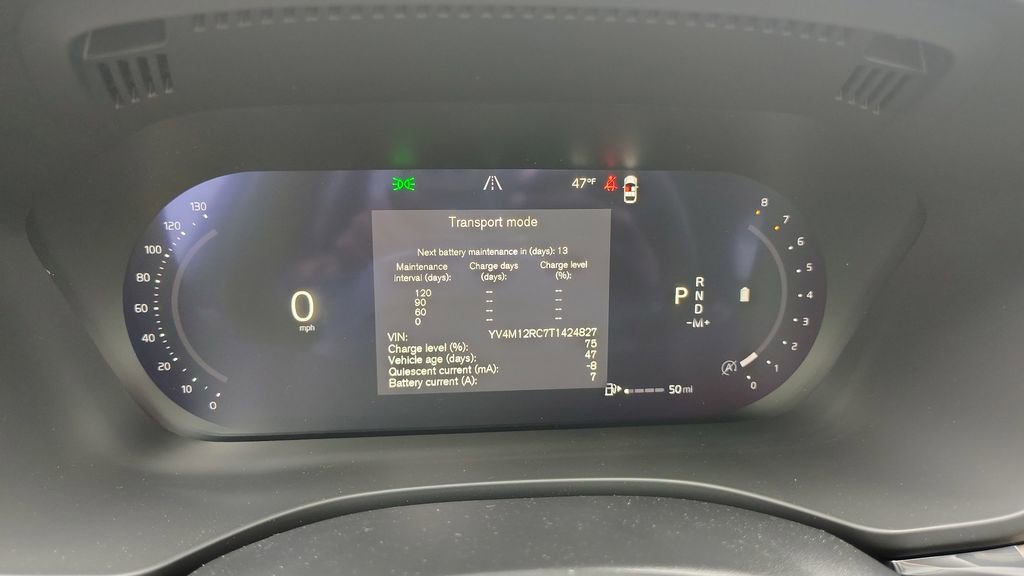 New 2026 Volvo XC60 B5 Plus w/ Climate Package image 13