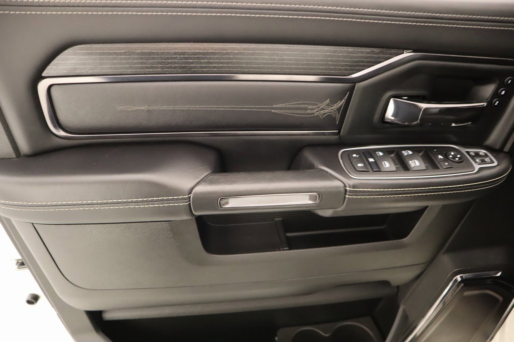 Used 2024 RAM 3500 Limited image 15