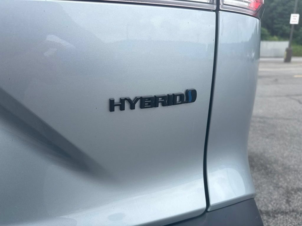 Used 2023 Toyota Corolla Cross AWD Hybrid image 10