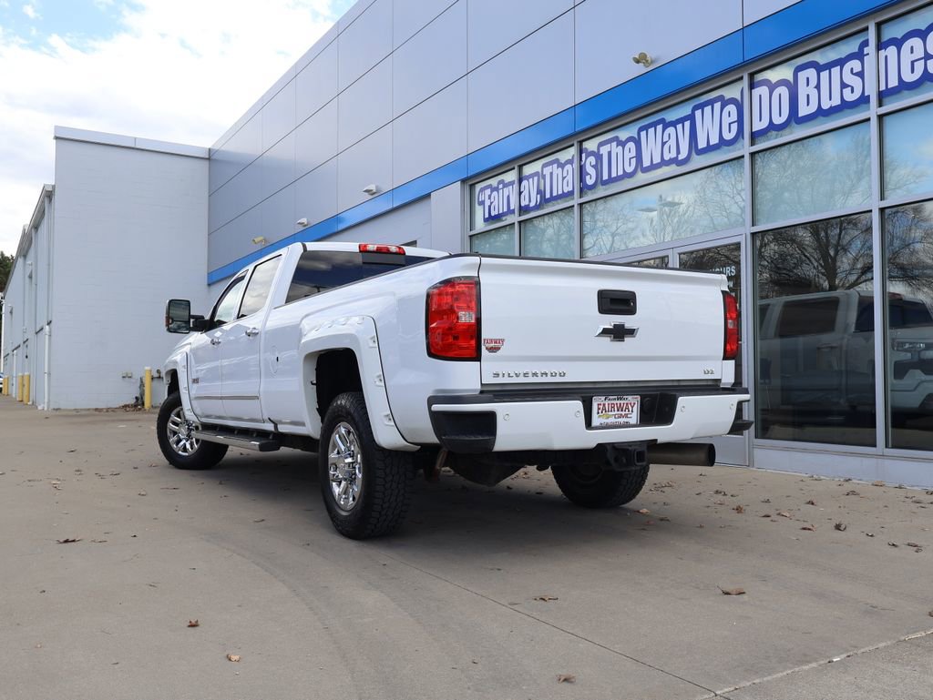 Used 2018 Chevrolet Silverado 3500 LTZ w/ Duramax Plus Package image 38