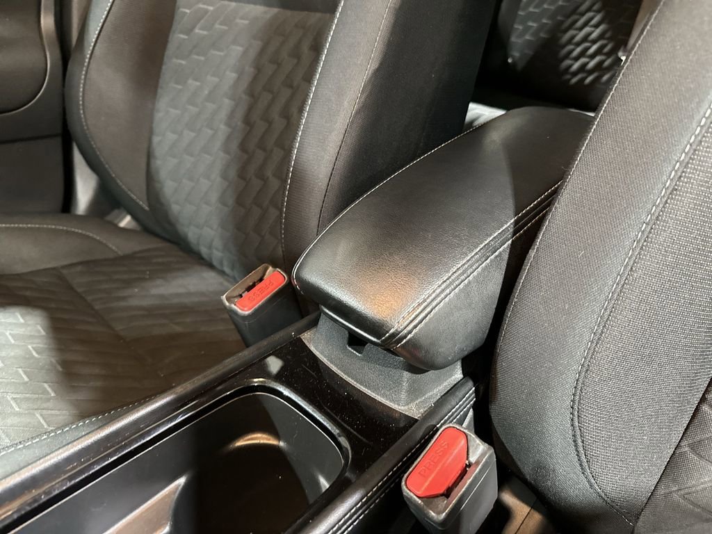 Used 2023 Nissan Kicks SV image 21