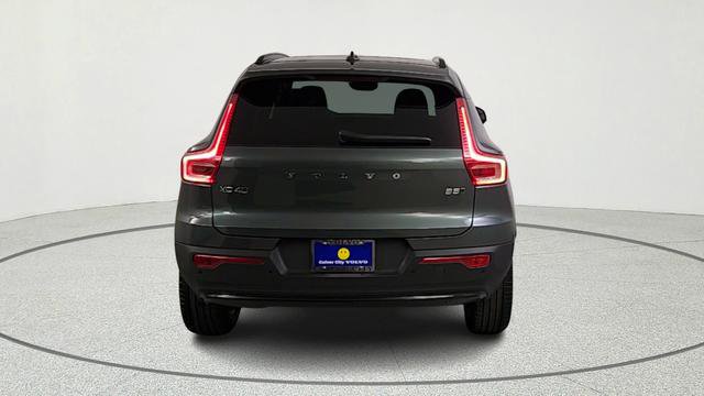 New 2026 Volvo XC40 B5 Core w/ Climate Package AWD/4WD image 6