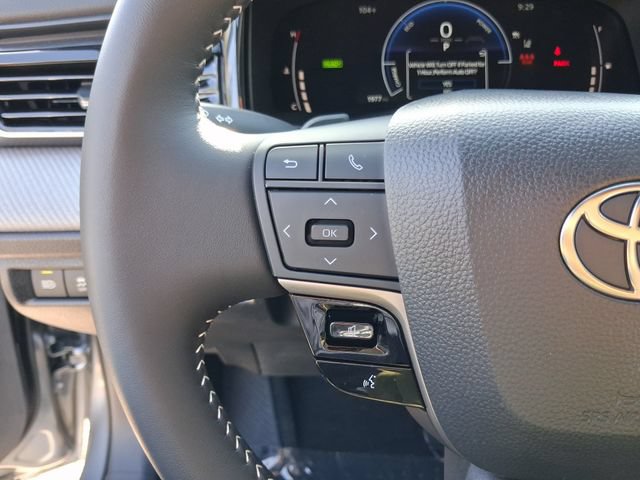 Used 2026 Toyota Camry SE w/ Multimedia Upgrade Package FWD image 17