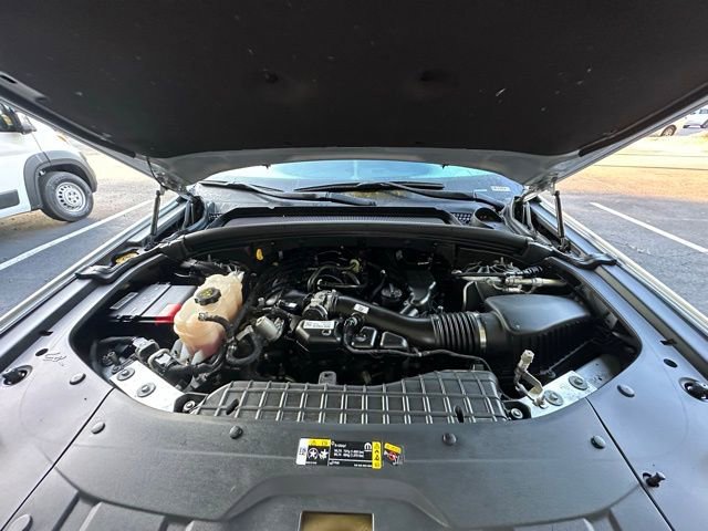 Used 2023 Jeep Grand Cherokee Limited image 16