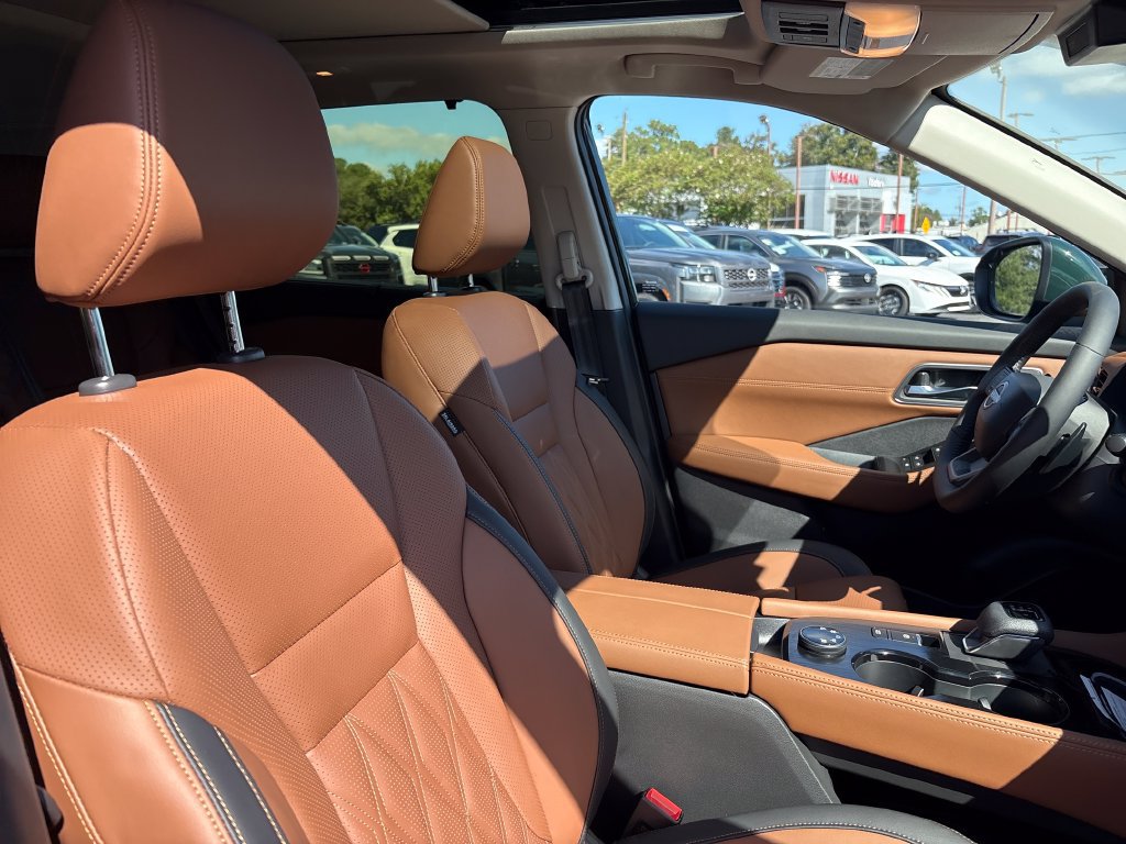 New 2026 Nissan Rogue Platinum AWD/4WD image 29