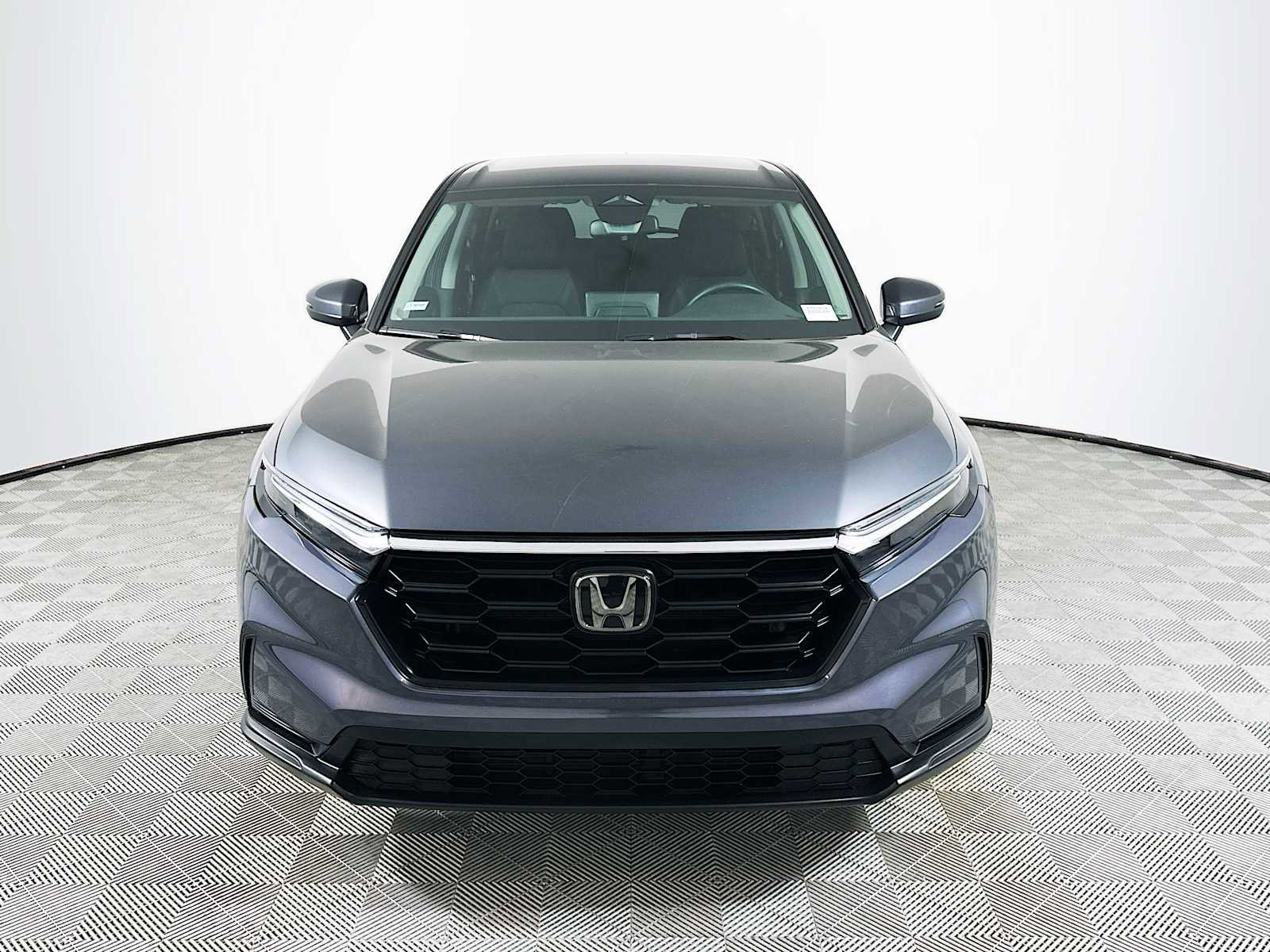 Used 2024 Honda CR-V LX image 2