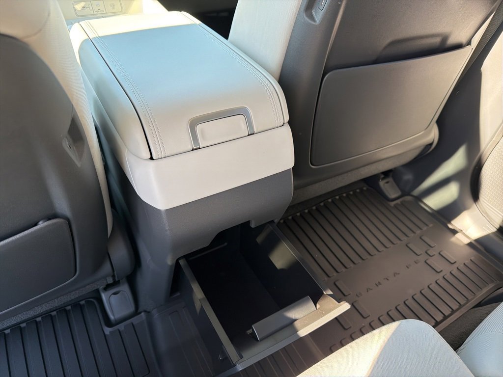 New 2026 Hyundai Santa Fe SE image 22