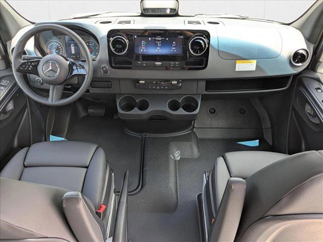 New 2025 Mercedes-Benz Sprinter 2500 image 13