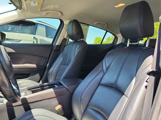 Used 2017 MAZDA MAZDA3 Touring image 12