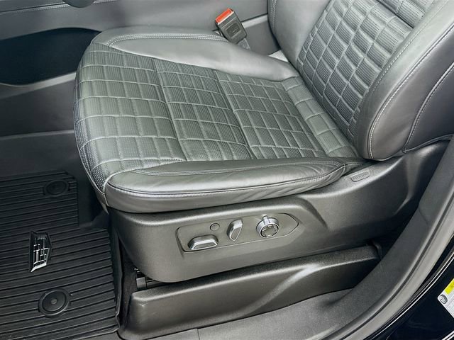 Certified 2025 Cadillac Escalade Sport Platinum w/ LPO, Floor Liner Package image 21