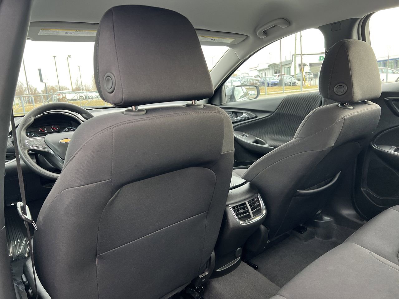 Used 2025 Chevrolet Malibu LT image 25