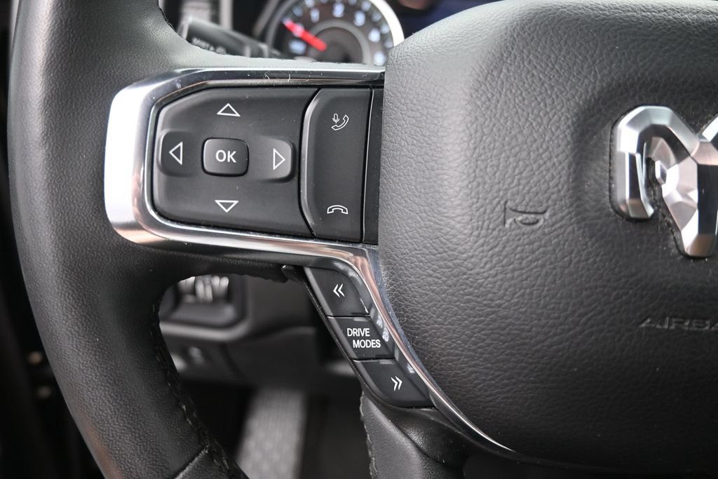 Used 2025 RAM 1500 Laramie AWD/4WD image 21