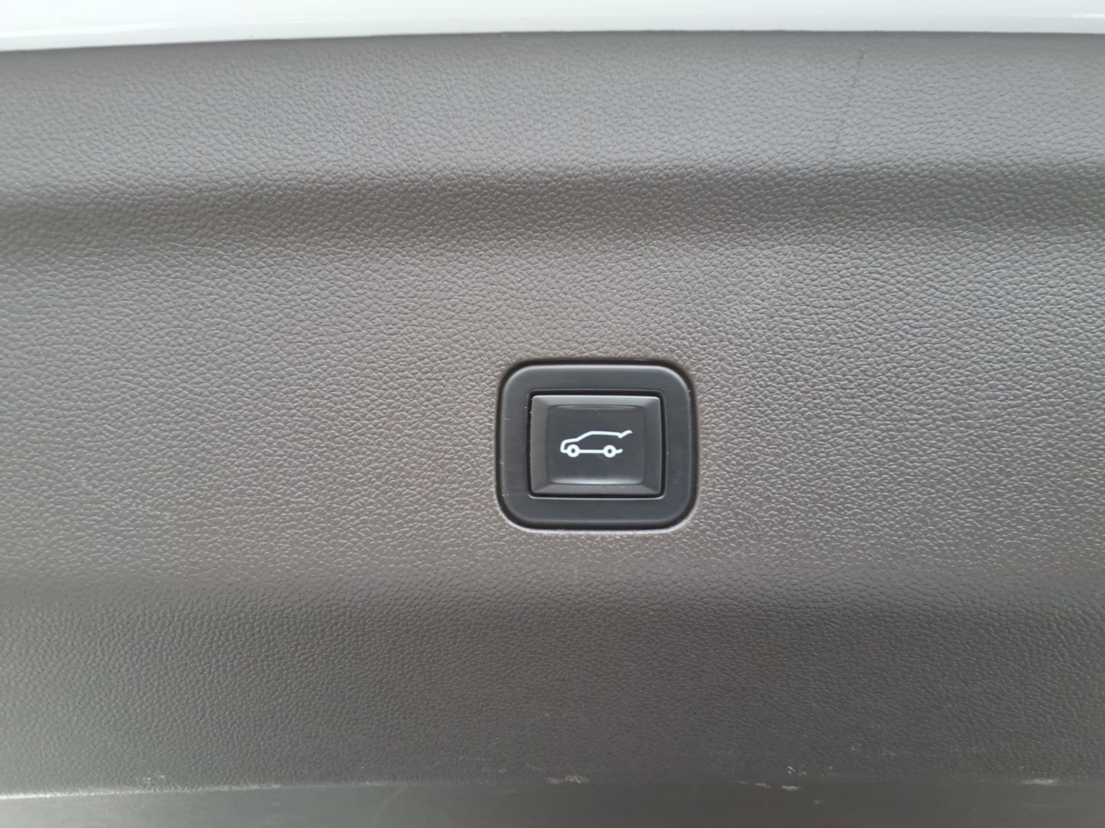 Used 2023 Chevrolet Tahoe Z71 image 6
