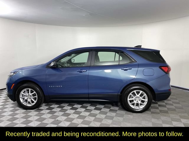 Used 2024 Chevrolet Equinox LS w/ Driver Confidence II Package AWD/4WD image 5