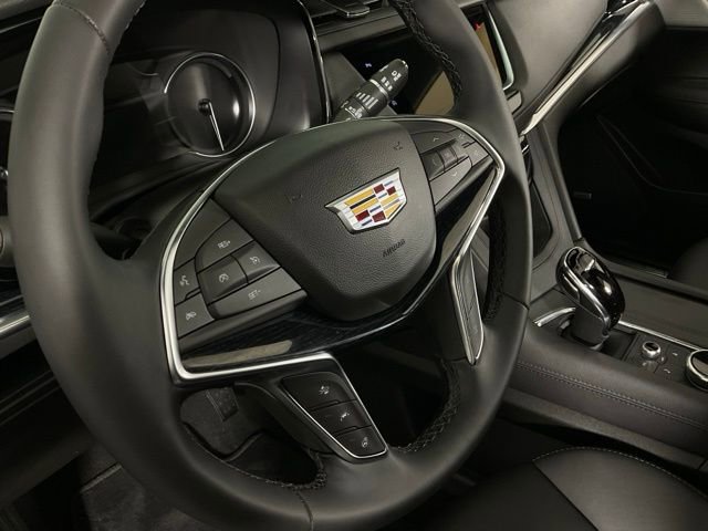 Certified 2025 Cadillac XT5 Premium Luxury image 17