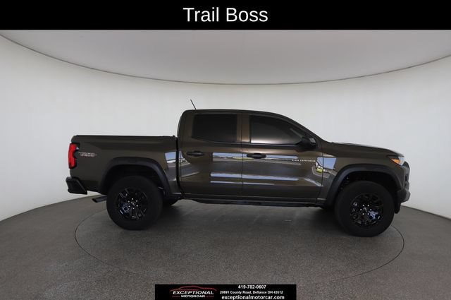 Used 2024 Chevrolet Colorado Trail Boss w/ Technology Package AWD/4WD image 23
