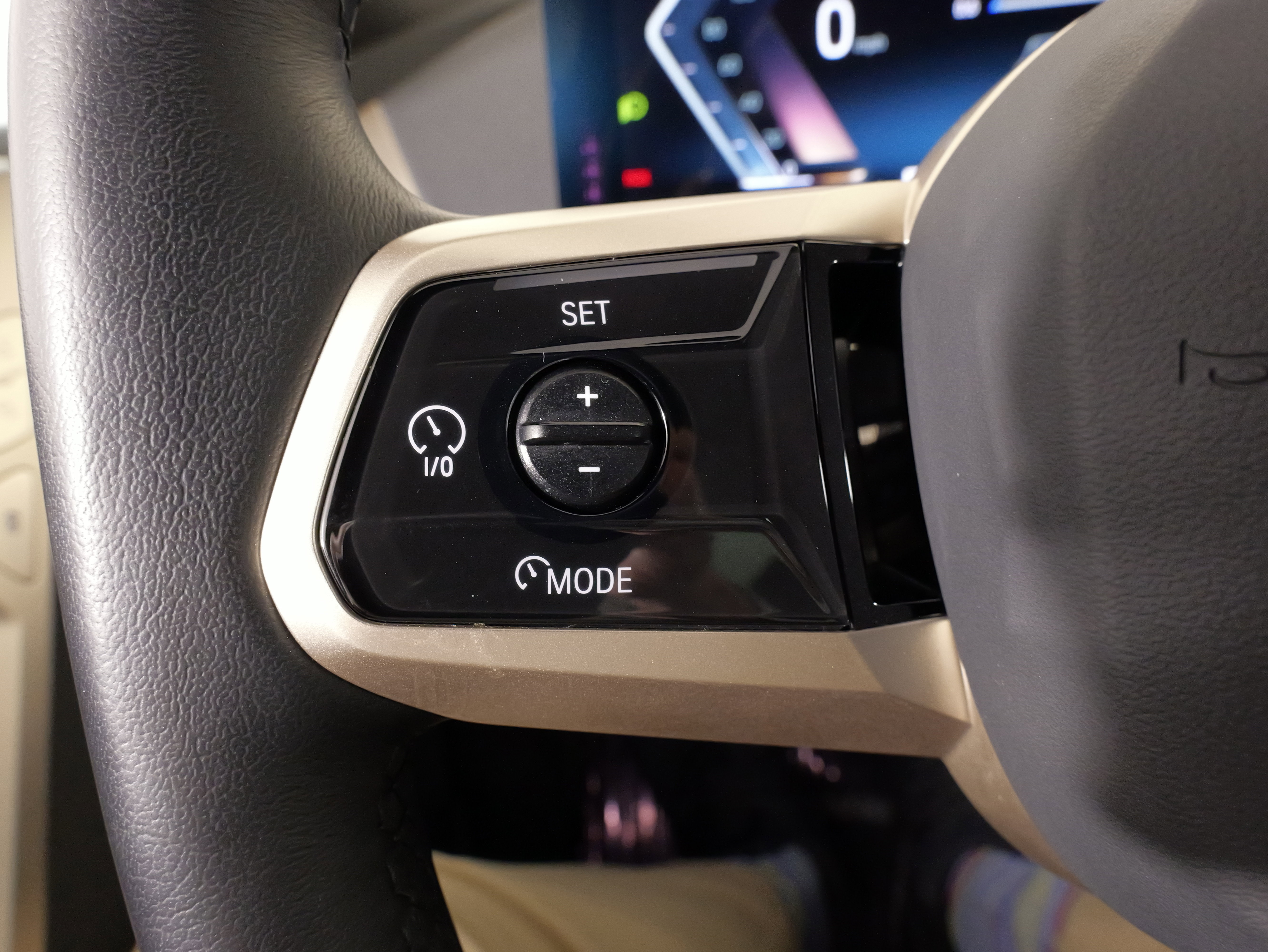 Used 2024 BMW iX xDrive50 image 44