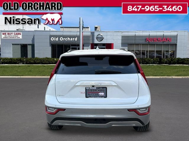 Used 2023 Kia Niro Wave w/ Wave Preserve Package FWD image 5