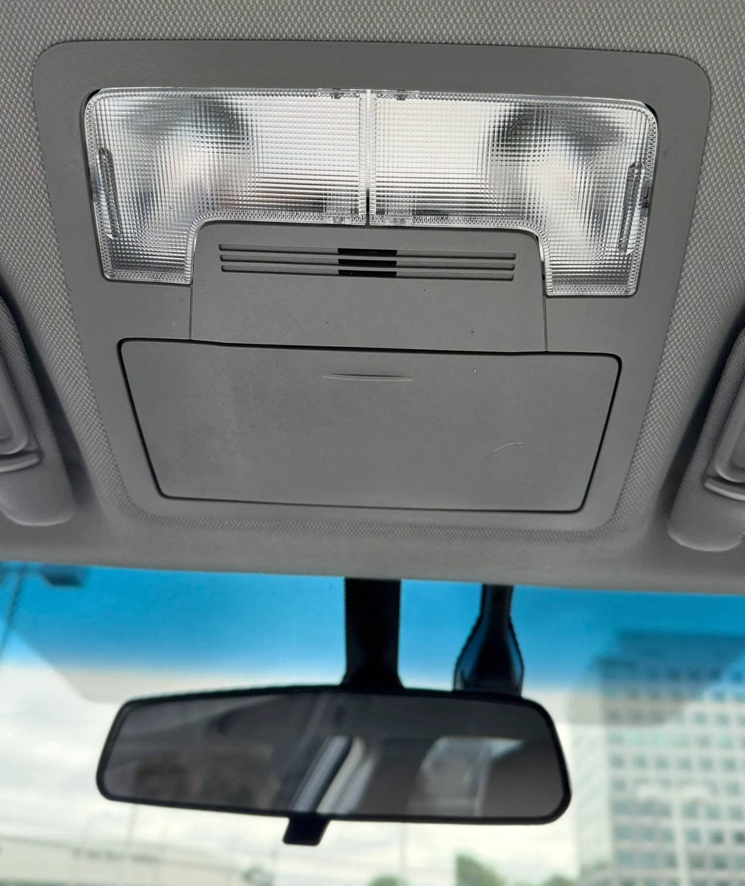Used 2014 Toyota Camry LE FWD image 21