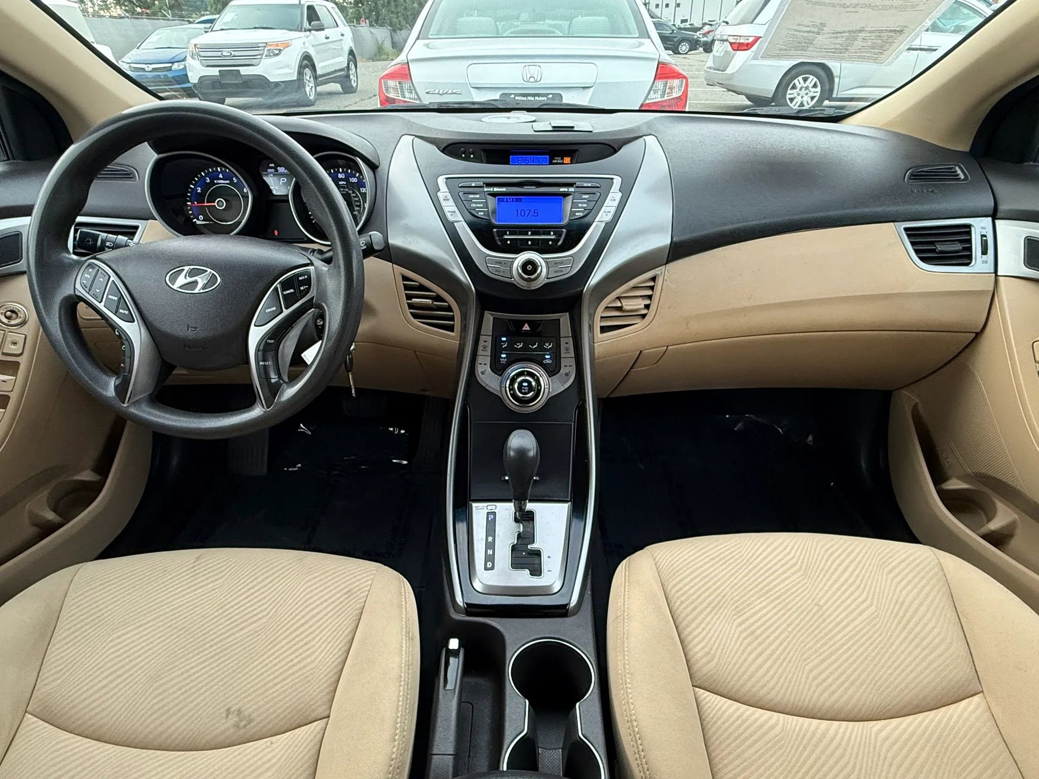 Used 2013 Hyundai Elantra GLS w/ Preferred Pkg FWD image 3
