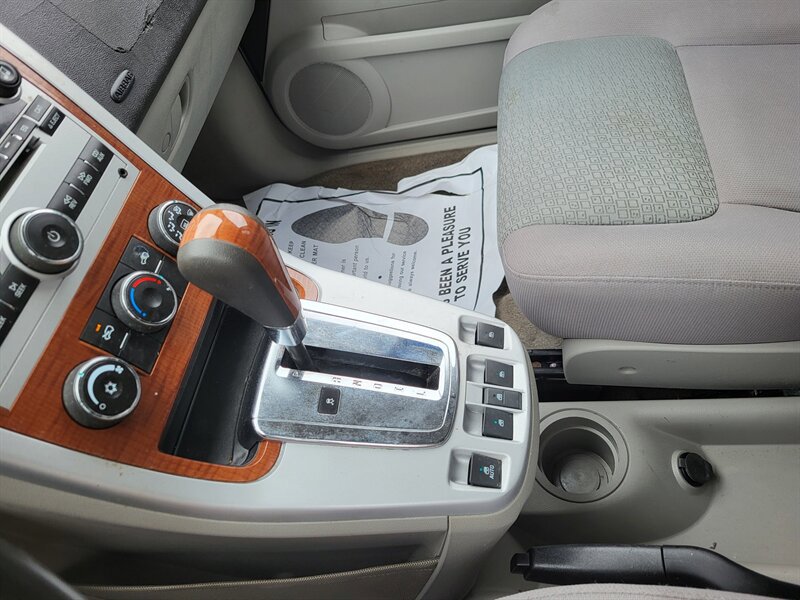 Used 2009 Chevrolet Equinox LT AWD/4WD image 18