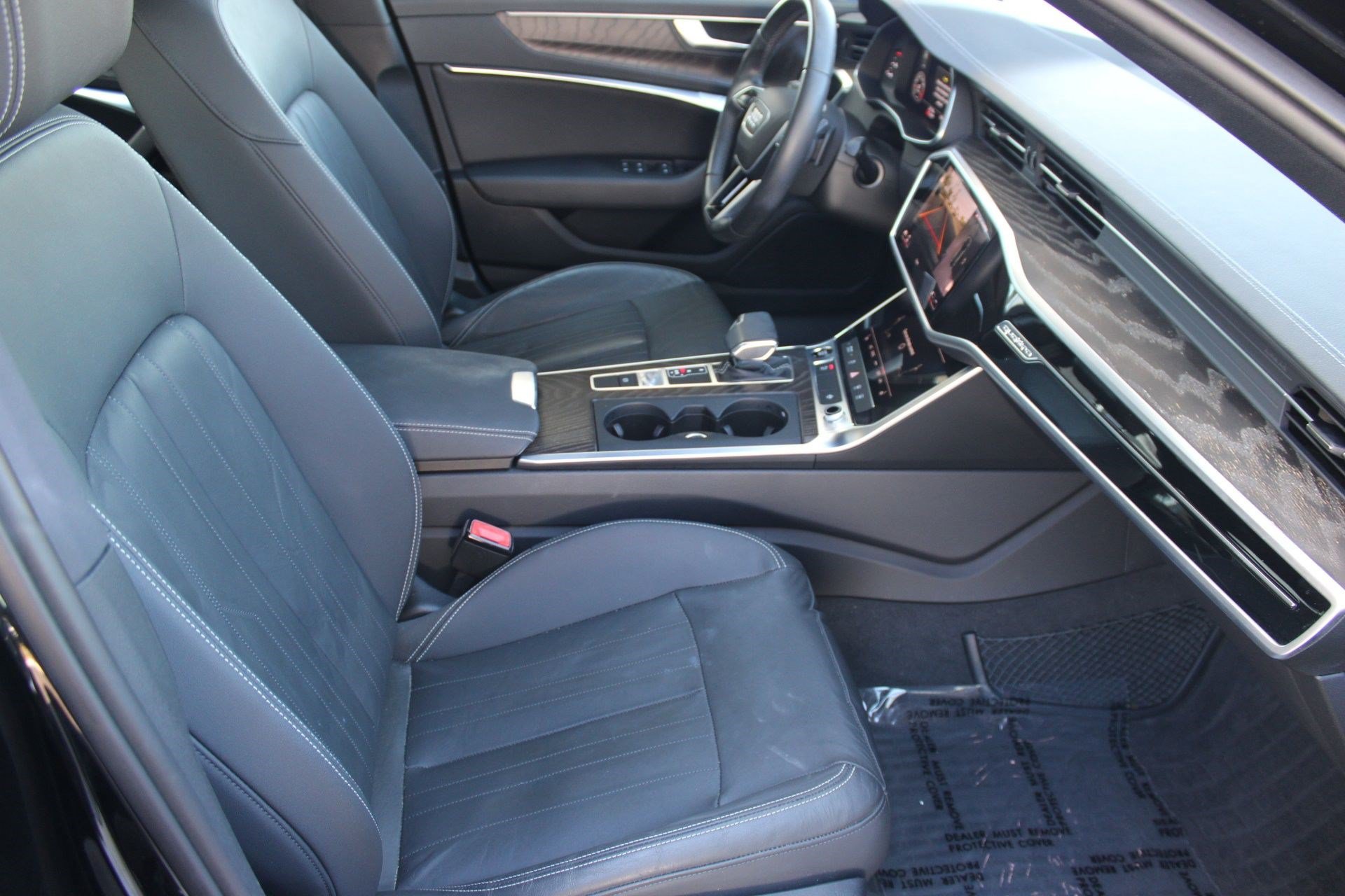 Used 2022 Audi A6 2.0T Premium w/ Black Optic Sport Package AWD/4WD image 32