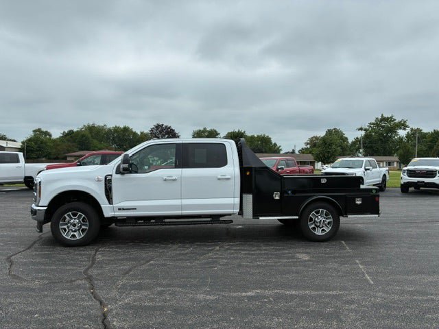Used 2026 Ford F350 Lariat AWD/4WD image 2