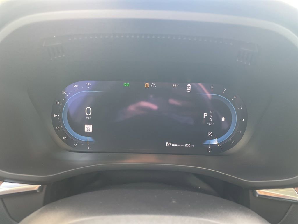 Certified 2023 Volvo XC60 B5 Plus w/ Climate Package image 26