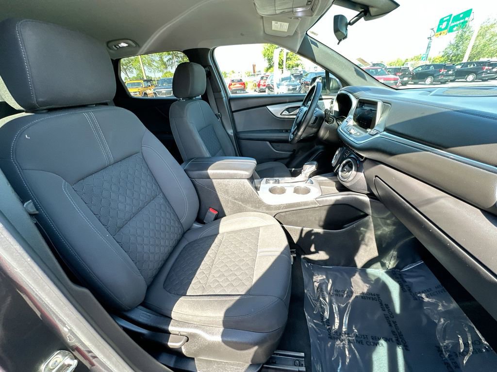 Used 2019 Chevrolet Blazer LT FWD image 25