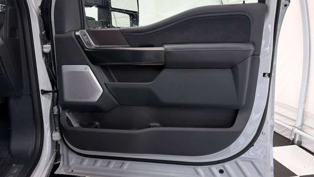New 2026 Ford F250 Platinum AWD/4WD image 25