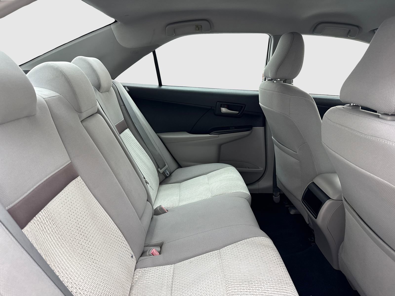 Used 2013 Toyota Camry LE image 43