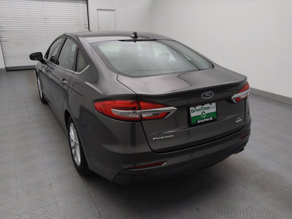 Used 2019 Ford Fusion SE FWD image 5