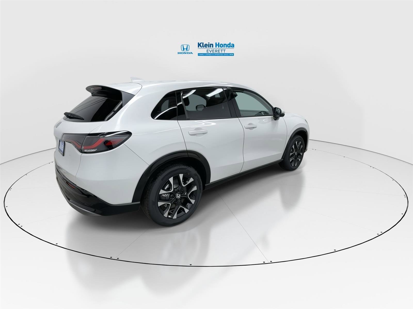 New 2026 Honda HR-V EX-L image 2