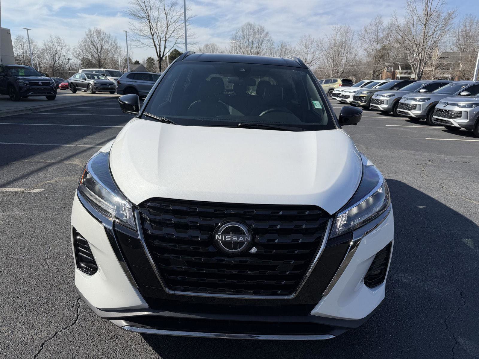 Used 2024 Nissan Kicks SR w/ SR Premium Package image 5