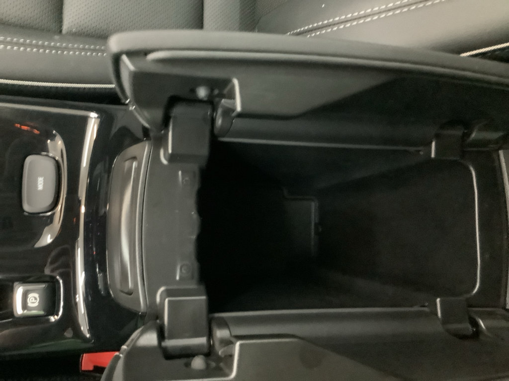 Used 2023 Buick Envision Essence AWD/4WD image 20