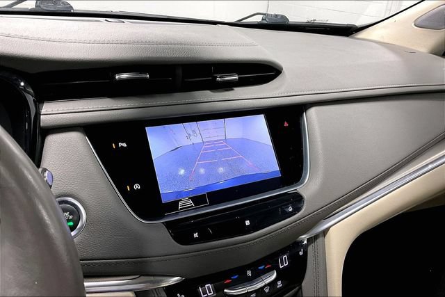 Used 2020 Cadillac XT5 Premium Luxury AWD/4WD image 15