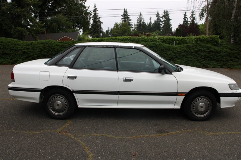 Used 1993 Subaru Legacy L FWD image 11
