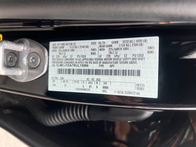 Certified 2024 Lincoln Corsair AWD image 34