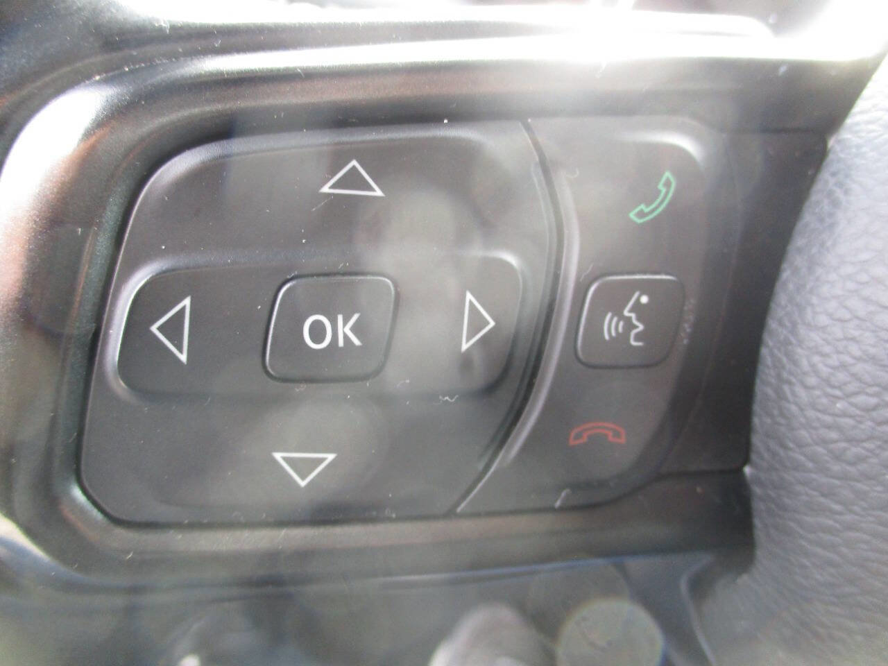 Used 2020 Jeep Gladiator Sport w/ Quick Order Package 24S image 26