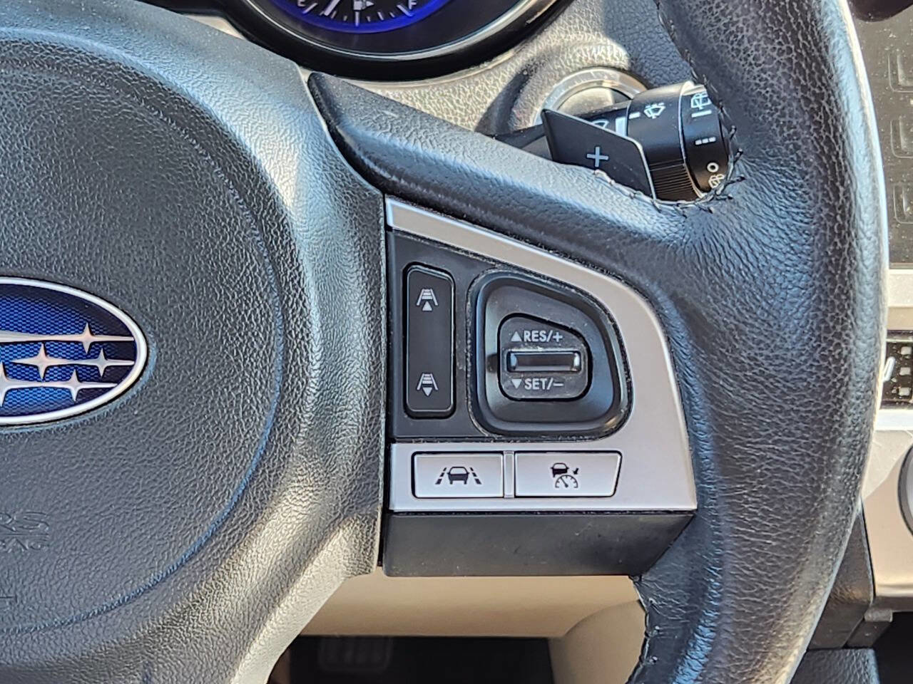 Used 2017 Subaru Outback 3.6R Limited image 24