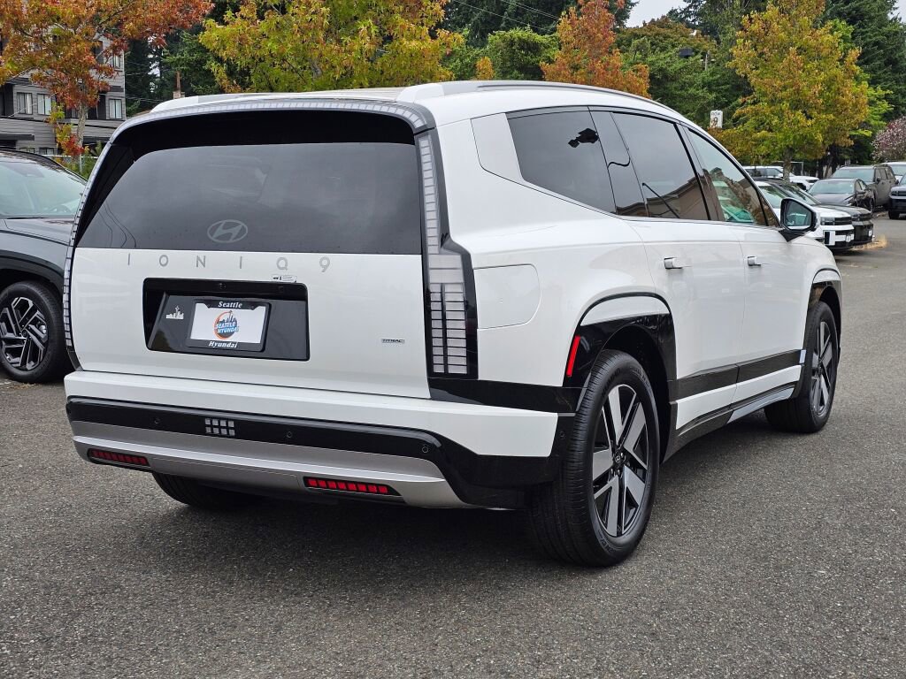 New 2026 Hyundai Ioniq 9 SEL image 7